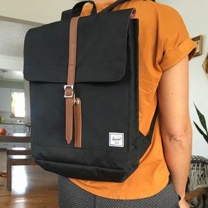 Hershel City Backpack | Mid-Volume